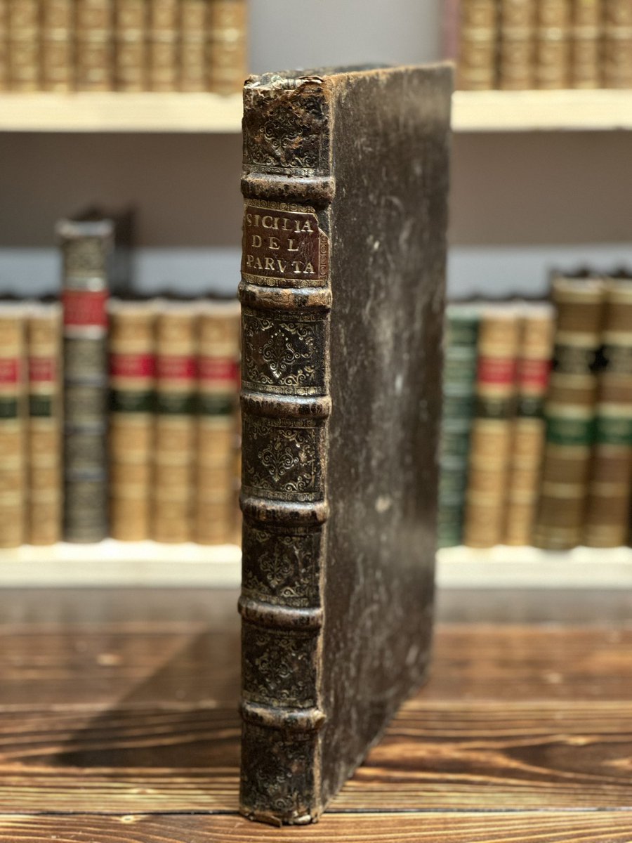 HenryPordesBook's tweet photo. This is a fine numismatic collection of a
series of Sicilian coins published in 1697!! #sicily #paruta #italy #ancientitaly #numismatics #ancientcoins #palermo #siracusa #catania #rareeditions #henrypordesbooks #bookshopcrawl #charingcrossroad #antiquarian #antiquarianbooks https://t.co/YpPmOZiY5P