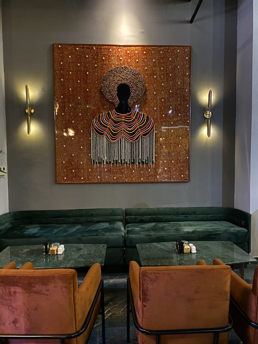 AweLagos's tweet photo. There is a New Afro-Fusion Show Restaurant &amp; Lounge in Victoria Island

 📍 Trib3 Lagos

🗺️ Address: 288B Ajose Adeogun Street, Victoria Island, Lagos, Nigeria

📸 @flexgodmo https://t.co/QibIRQn7u0