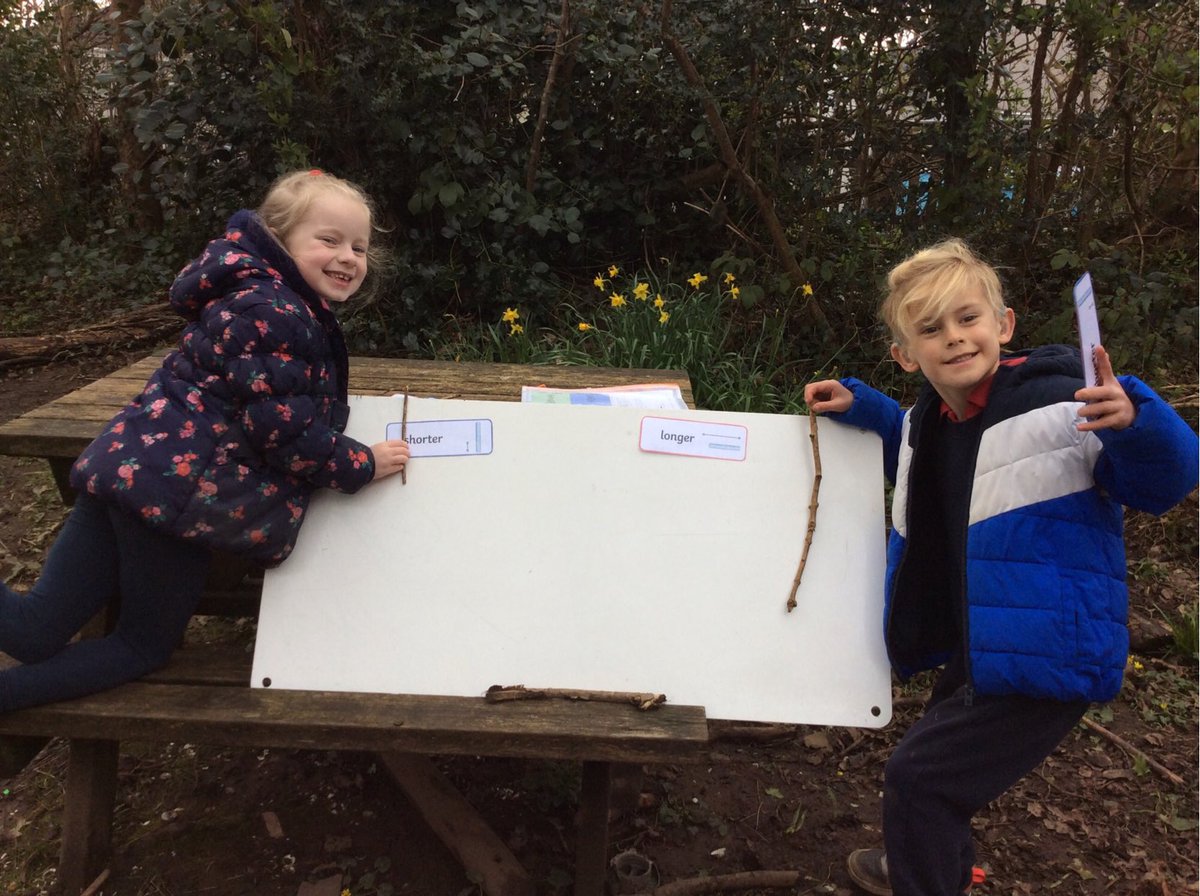 Hendrefoilan's tweet photo. Year 1 Turtles have explored length and height in our outdoor area today. #hdfpturtles #hdfpNum #hdfpACL https://t.co/DwvCudUVw3
