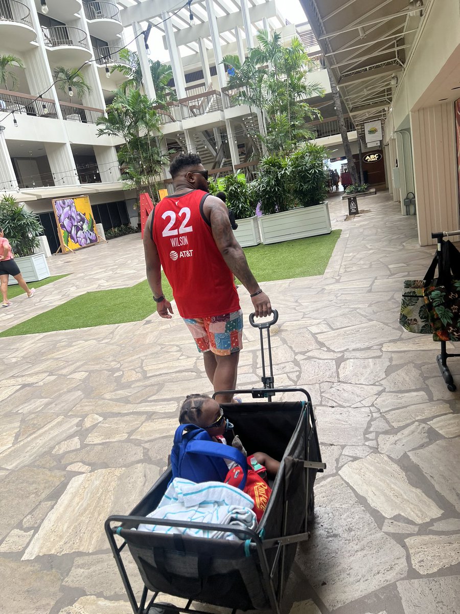 acti0njacks's tweet photo. I have a lot of titles, but the one I admire most is Dad! #SuperDad https://t.co/wUqVZ23n9Z