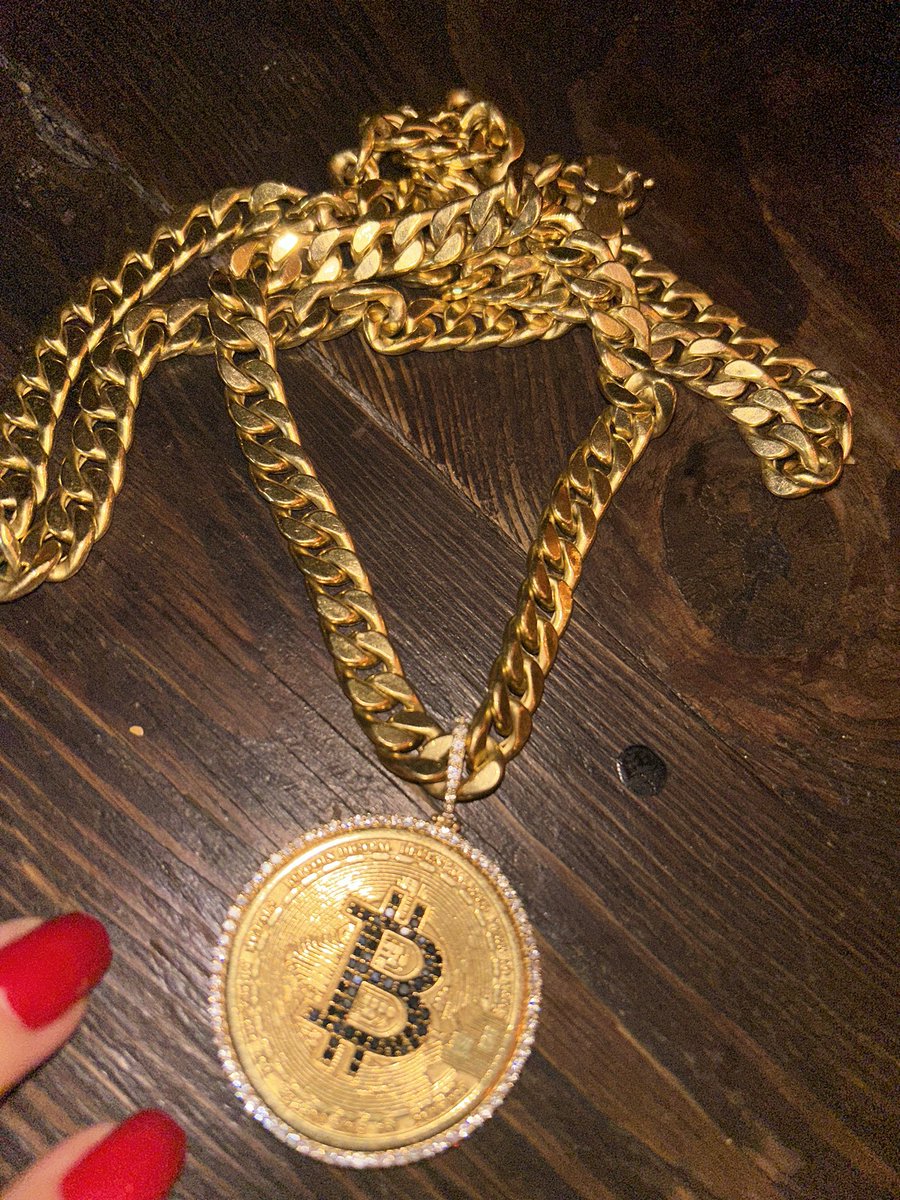 Sold all my shitcoin profits for a btc gold chain😌💅🏻 

Am I gonna make it? <a href="/PeterSchiff/">Peter Schiff</a>