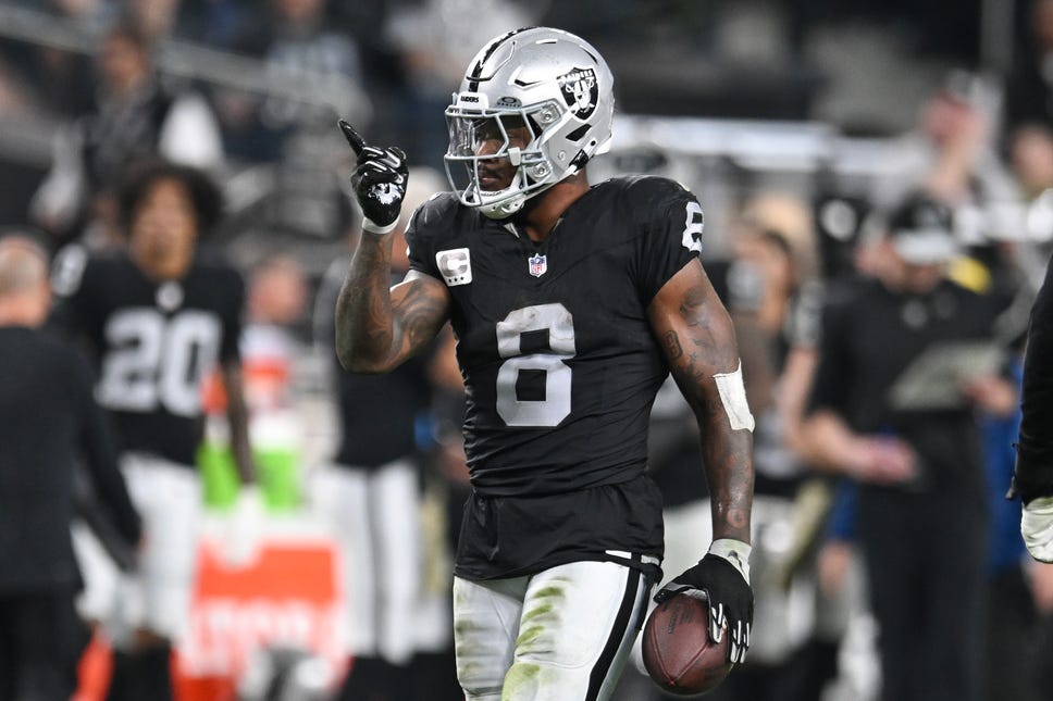 BookOfEli_NFL's tweet image. Who's stopping this duo?