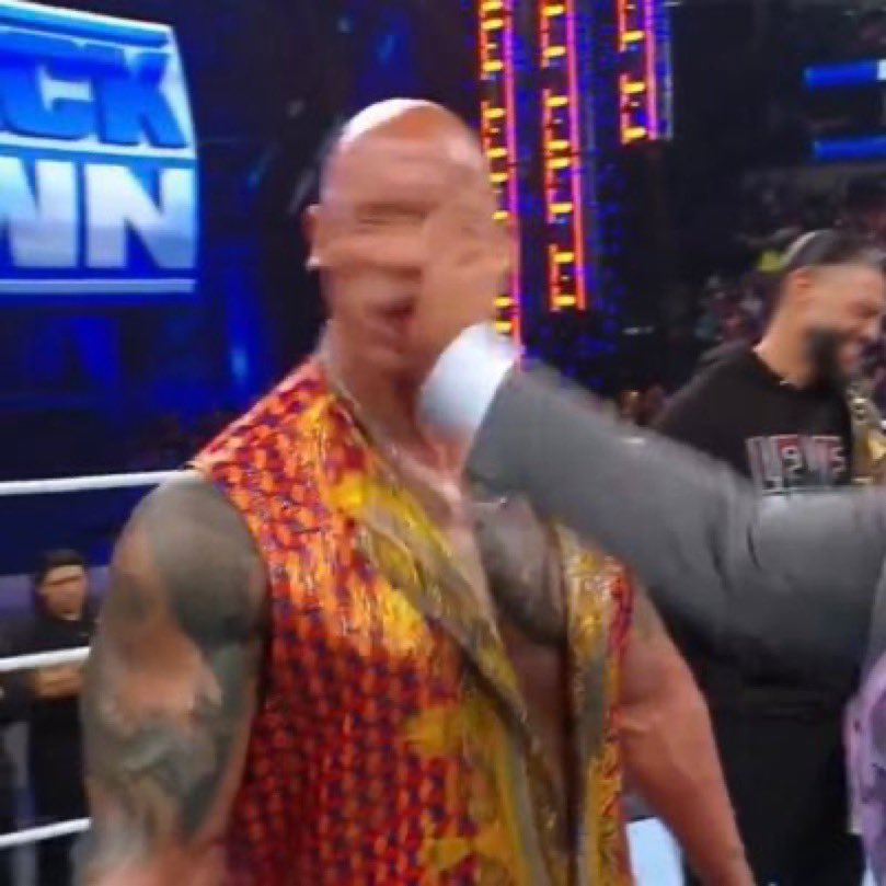 emt_997997's tweet photo. When Cody Rhodes @CodyRhodes slaps The Rock @TheRock 
Roman Reigns @WWERomanReigns was Laughing !

#wwe 
#WrestleManiaXL 
@TripleH 
@WWERollins https://t.co/l68Ulu4QjE