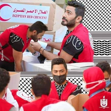 a5medv's tweet photo. تامر حسني طالع في إعلان عن الهلال الأحمر وطعم ضحايا غزة

وطالع كذلك في إعلان شيبسي (المقاطعة) اللي فلوس الشركة الأم بيذهب جزء منها لدعم الاحتلال الصهيوني

منافقين كما عهدناكم
عبيد للفلوس ، الفلوس بتعبدوها ، معدومي الكرامة https://t.co/PVcKlWVN6f