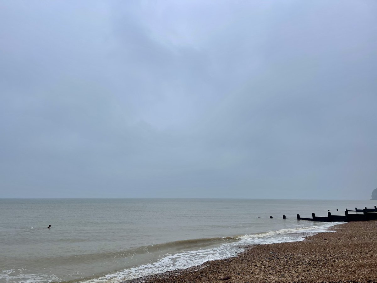 AngelikaHTCG's tweet image. Dull, misty and quite chilly despite there being no wind 🥶 #polarbearchallenge going well 🏊🏻‍♀️ #wildswimming #beachlife #vitaminsea #MondayMotivation ♥️