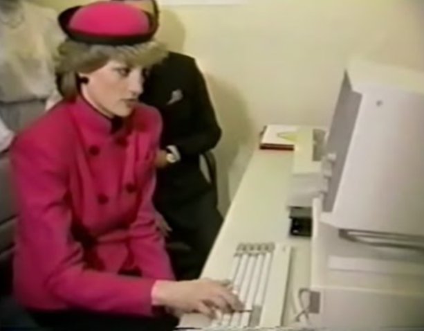 dyerAndie's tweet image. Diana would've been sharp as fuck with Photoshop.