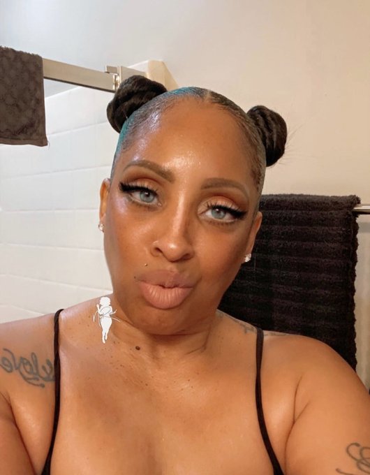 🤭 https://t.co/g8cMlSKmFn<a href="/tag/hiiiiiiii"class="tags"><span>#hiiiiiiii</span></a>