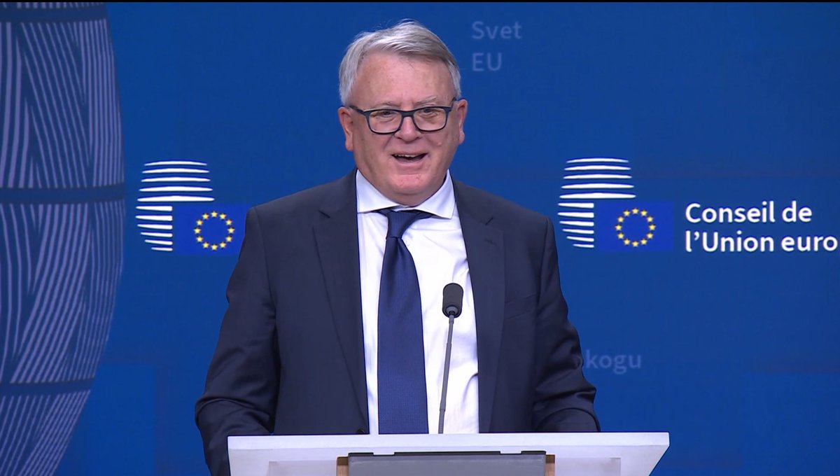 .@NicolasSchmitEU 'There's something historic about #EPSCO agreement on #PlatformWork. For the first time 🇪🇺 legislates on rights of people in the gig economy & algorithmic management. The world is looking at what the EU is able to do. That’s a strong message. Social Europe works