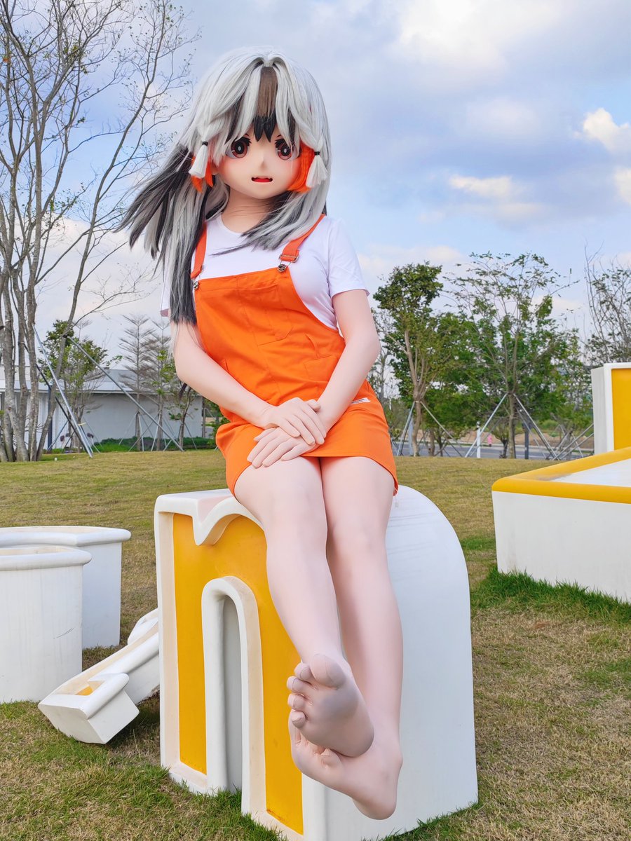 春天！
（拍照人竟然是我妈）
另外感谢米果 <a href="/Migokig/">果果果冻</a> 踩点
#Arknights #kigurumi