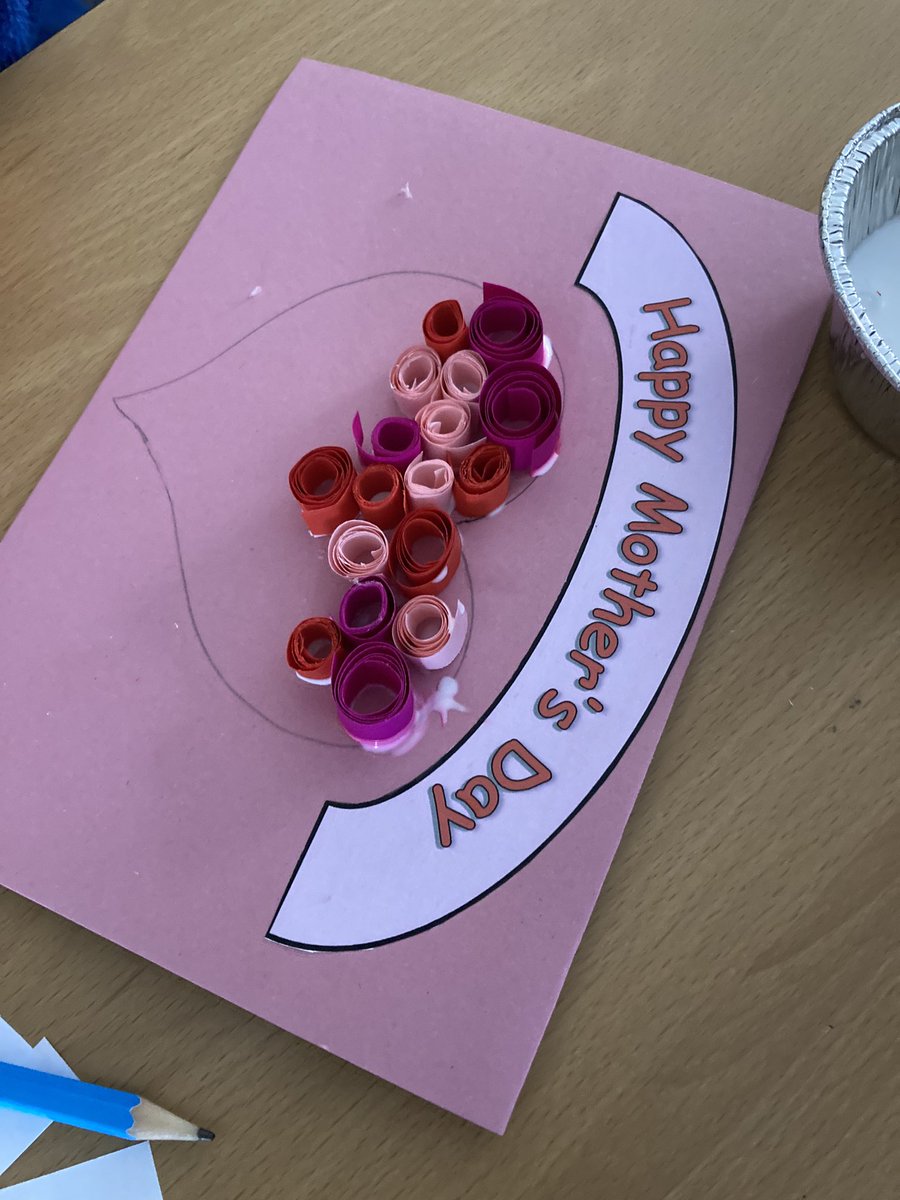 latimerprimary's tweet image. On Friday, #ClassVC took such great care, using a quilling technique, to create Mothers’s Day cards for the special ladies in their lives. It may be a day late but we didn’t want to spoil the surprise. HAPPY MOTHER’S DAY!