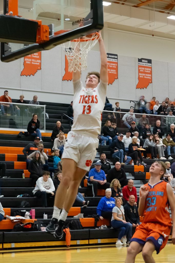 Lawrenceburg Boys Basketball tweet media