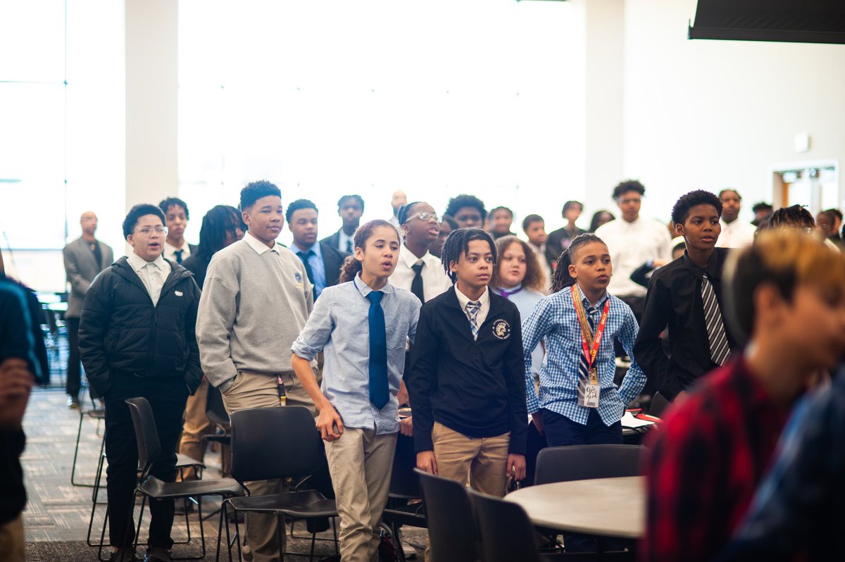 JCPSDEP1's tweet photo. Today Omega Psi Phi Fraternity, Inc. hosted day 1 of its Annual Lifestyle Choices Forum at the University of Louisville. More than 300 JCPS students attended! Day 2 of the forum will take place on Wednesday!
https://t.co/36Rp9M55O8 https://t.co/Ci0z1dk4h8
