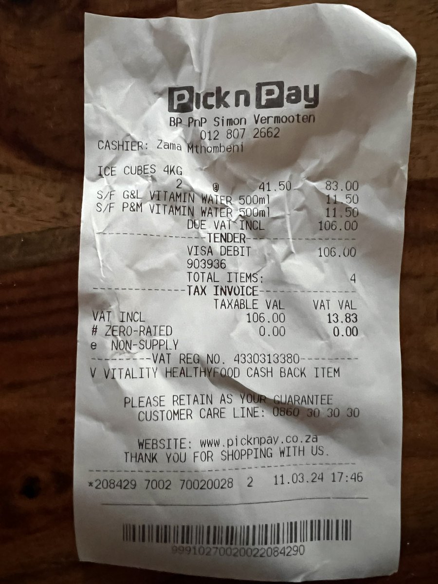 charle_l's tweet photo. R41.50 for 4kg ice, it is criminal for someone to rip us off like this. Please justify the price #Pnp #bp #price https://t.co/aoGmGEvkPX