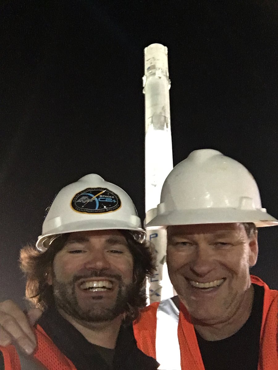 SpaceXTrip's tweet photo. An unforgettable day with an incredible team. It doesn't get better than this! #thefalconhaslanded