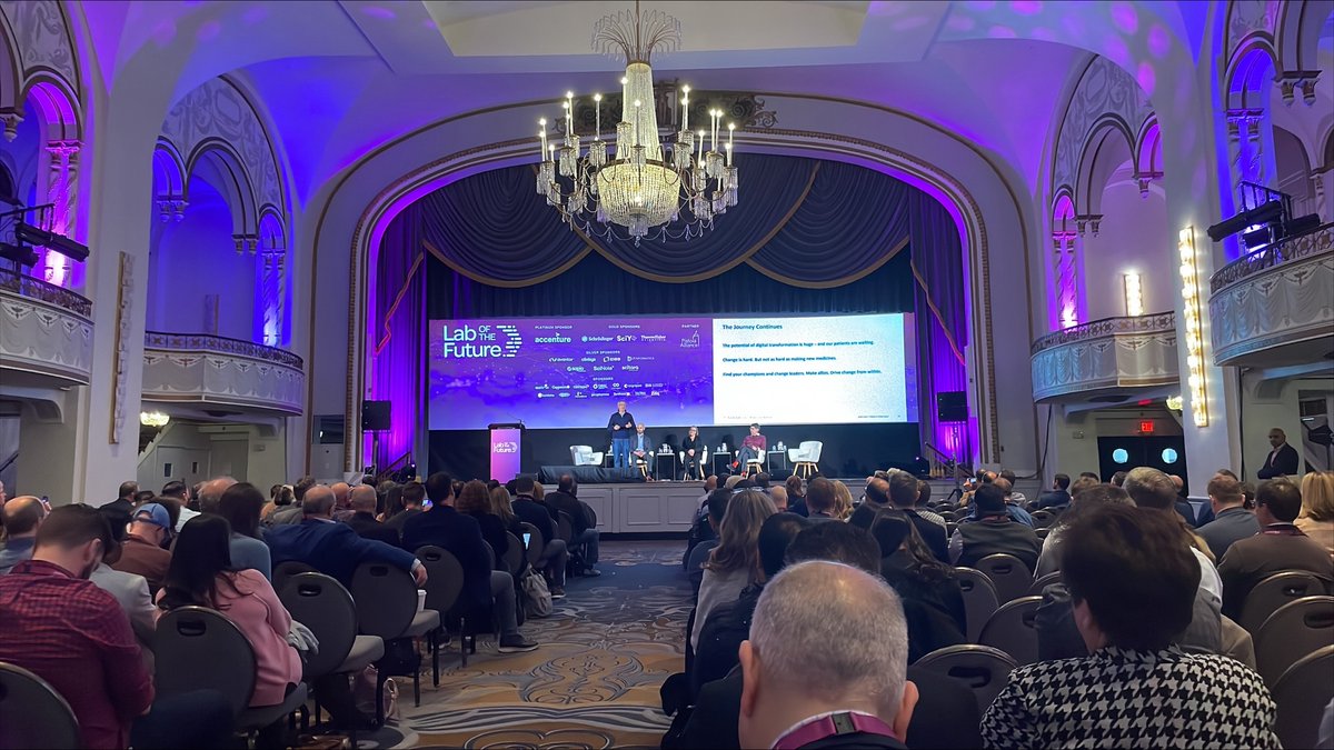 PerkinElmer's tweet image. We&apos;re having a great time at @LaboftheFuture in Boston! Our #OneSourceSolutions team is exploring innovative and technology solutions that streamline and accelerate possibilities for the lab of the future. Stop by booth 21! bit.ly/3uXqniN