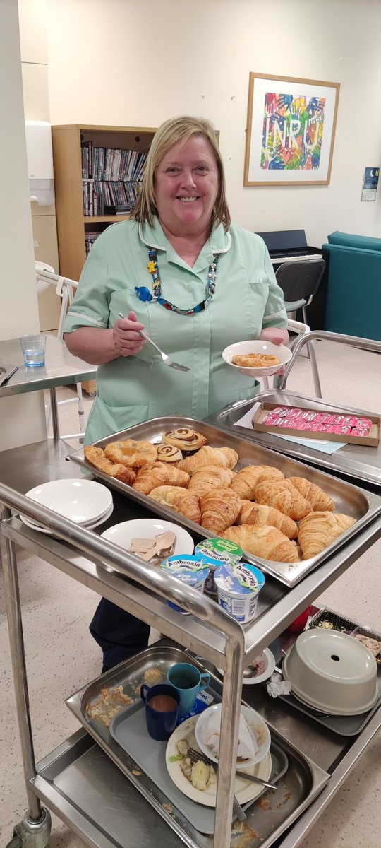 InruTrafford's tweet photo. Nutrition and hydration week kicked off on INRU today with tasty treats for our patients and the SLT team asking staff to identify different levels of fluids and a picture quiz. Looking forward to the rest of the week 🚰 🥐 #NutritionAndHydrationWeek https://t.co/YiId3nmrHG
