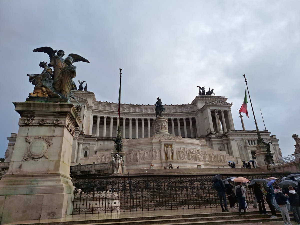 Sehrten1's tweet photo. I've arrived in Rome. I may or may not have slipped a few times on all of the cobblestone. Just one more country left on my trip through Europe. https://t.co/0vKXk6jEvN