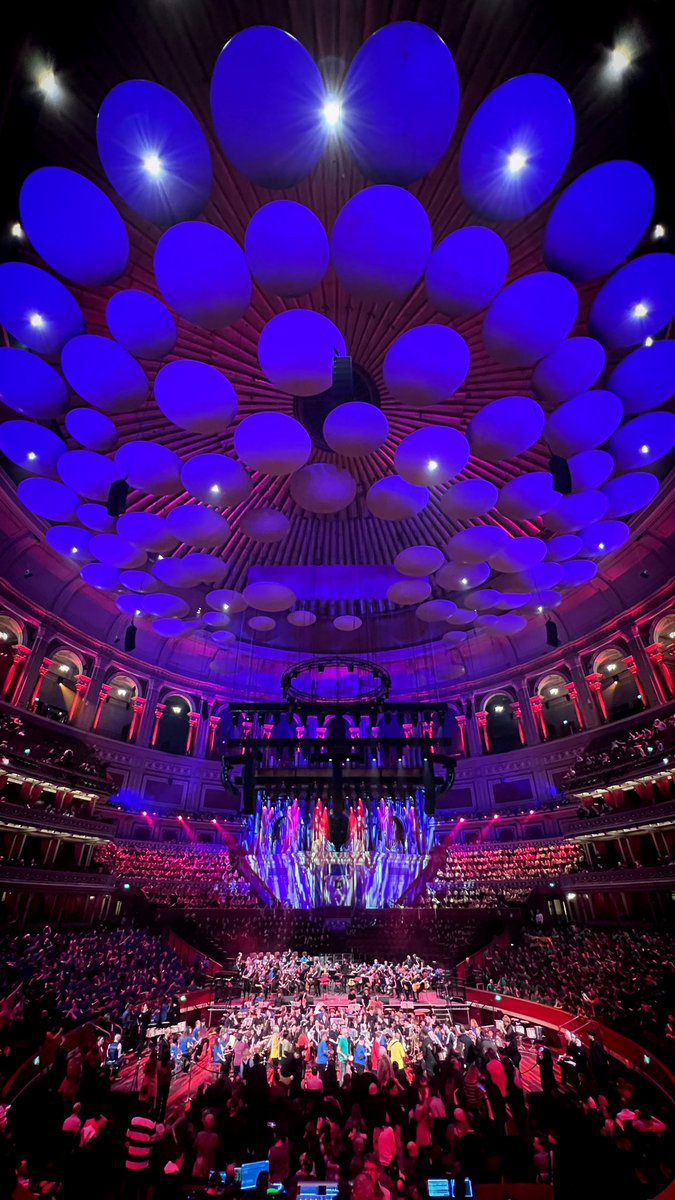 mertonmusic's tweet photo. Who’s at @RoyalAlbertHall then??

#RAHMerton #MusicIsForLife https://t.co/4I6u8WEaSo