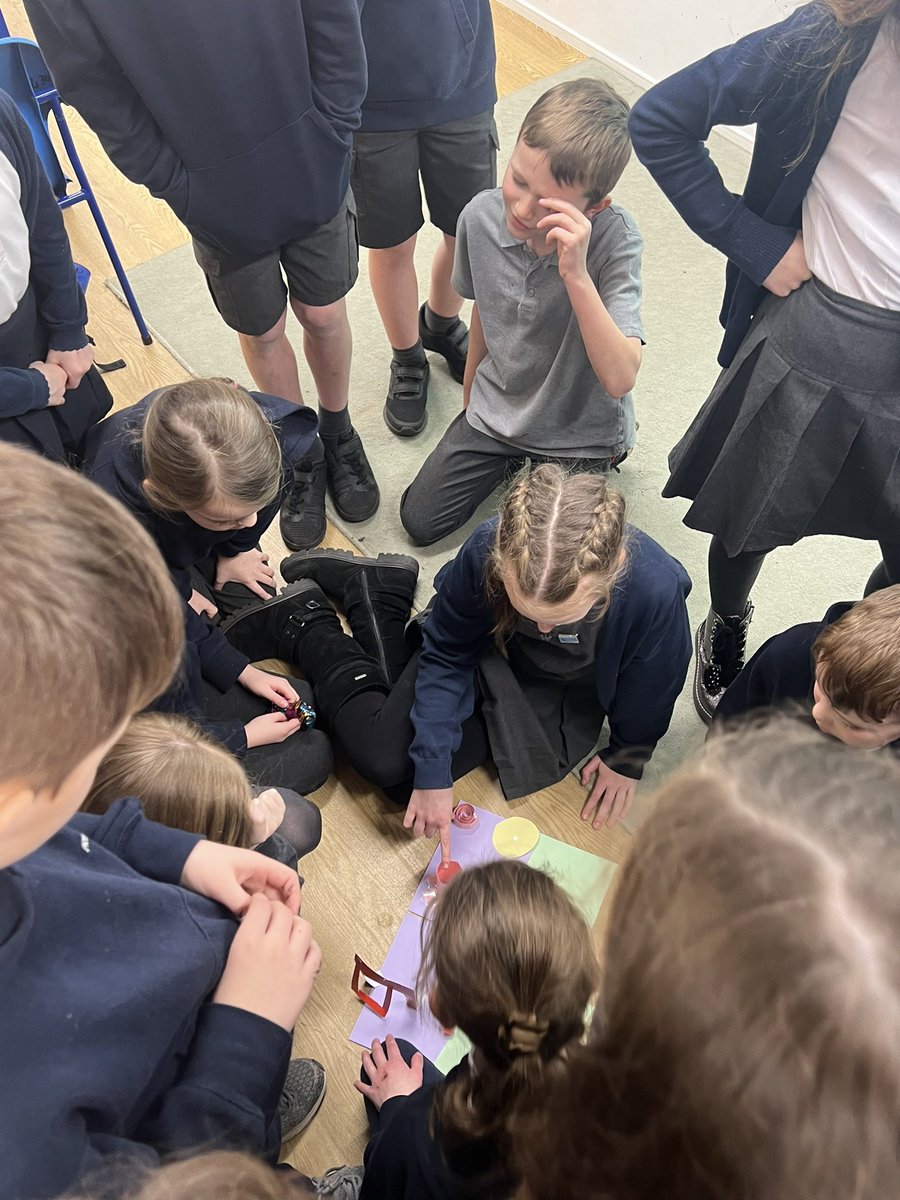 LVPSP5M's tweet photo. After working hard to construct our 3D park models, we shared some positive feedback with our peers 🛝💭 https://t.co/MuuolIiRRV