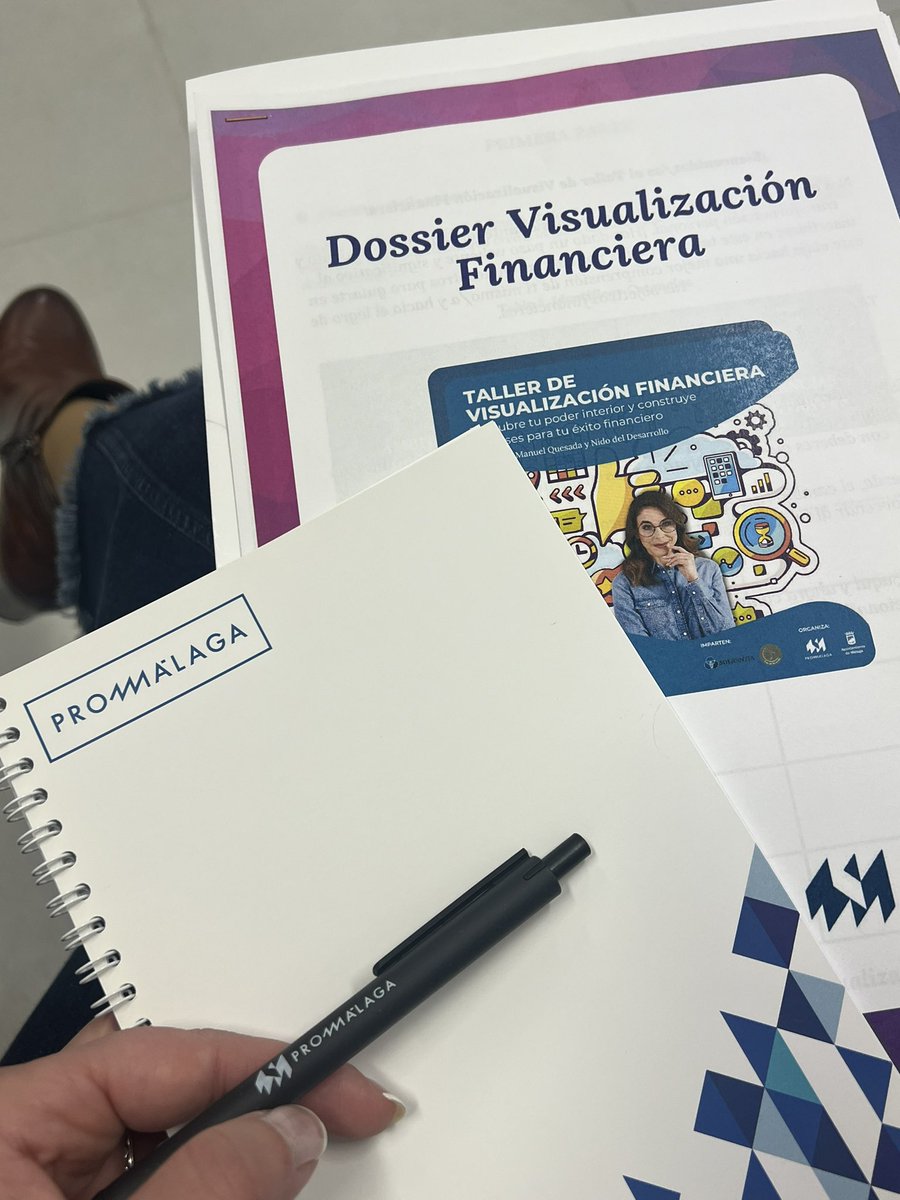 MarianSCastan's tweet photo. 🤓📊 Taller de visualización financiera en @promalaga #SaludFinanciera “El cambio real requiere compromiso y dedicación” #NidoDelDesarrollo @ManoloQuesada_ https://t.co/IpZ9M6ybQ2