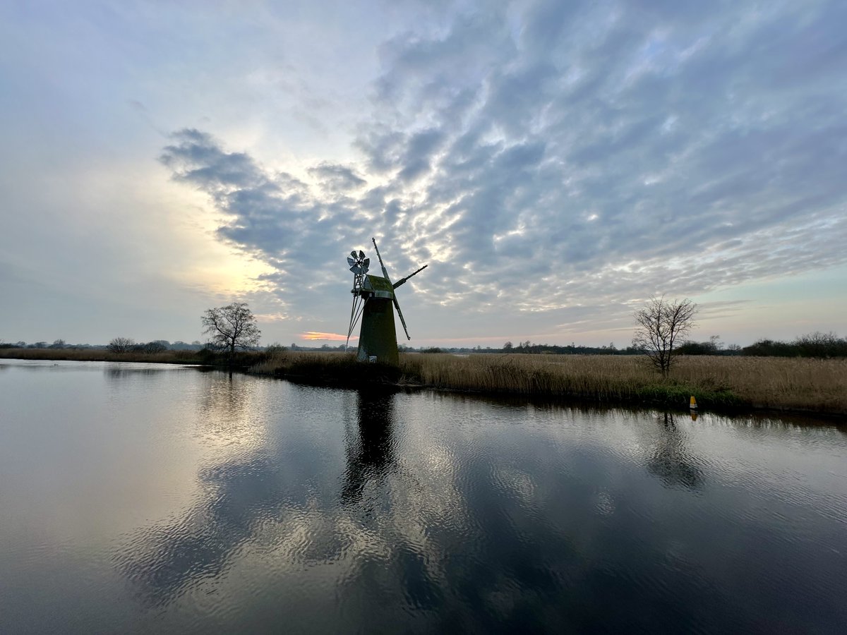DEdleston's tweet photo. Dusk at Turf Fen Mill on the River Ant on Saturday evening.  Another amazing Norfolk sky. @BroadsNP @BroadsSociety https://t.co/k2pvrE9VjC