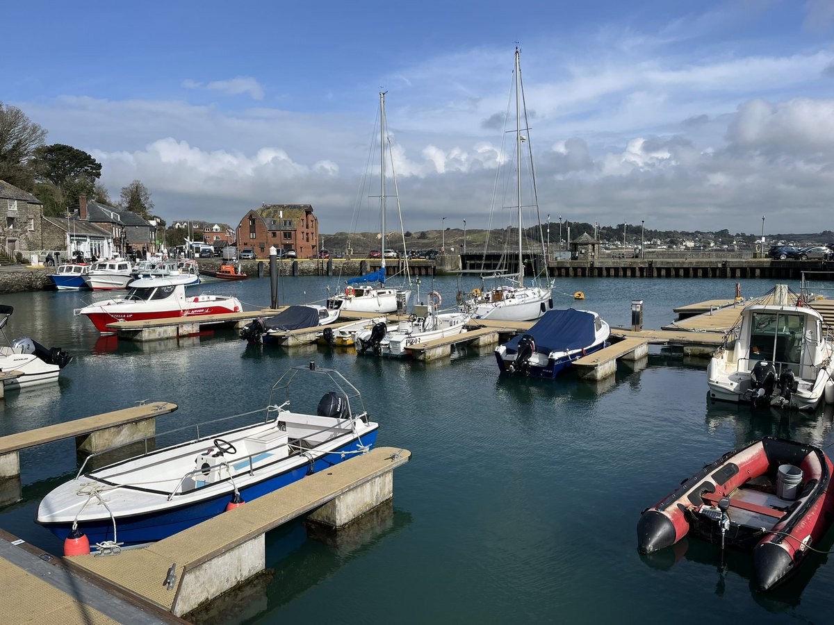 Thanks to Rick Stein’s Cafe #Padstow for a fantastic lunch today. The service was friendly & attentive and the food, especially my mackerel main course, was excellent (as always). Definitely worth the 12 mile run to get there! @RunComPod @RickSteinRest #Cornwall