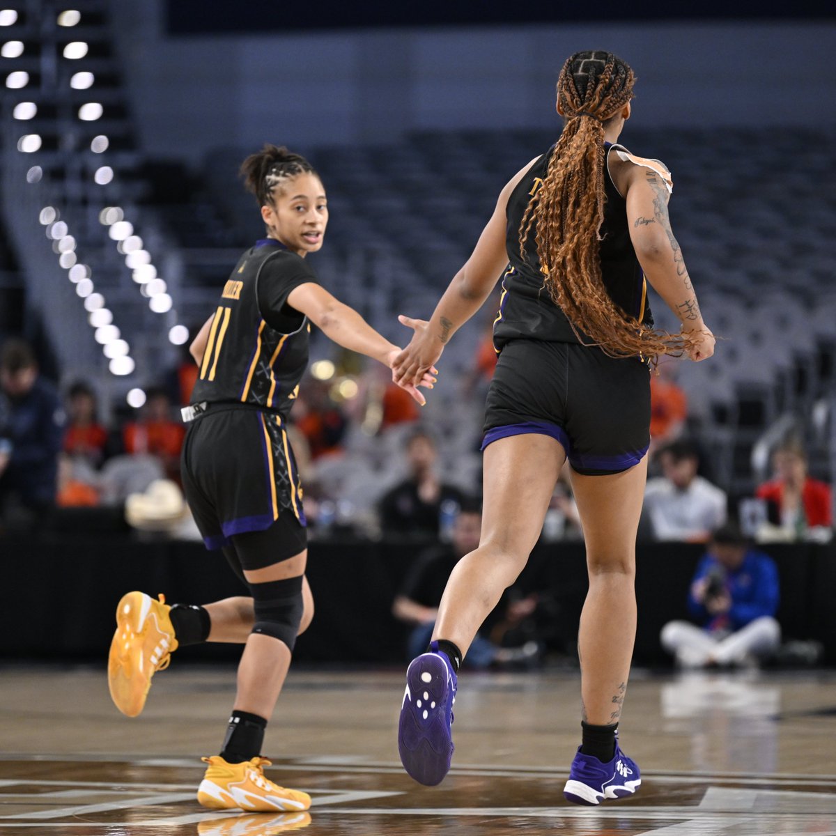 East Carolina Pirates tweet media