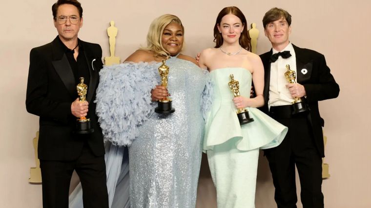Cadena3Com's tweet photo. La gran noche del cine
Una ceremonia sin sorpresas donde lo mejor estuvo en la música https://t.co/DdDMWSEfBq
---
Por @franvidal97 https://t.co/PZpZcDjRle