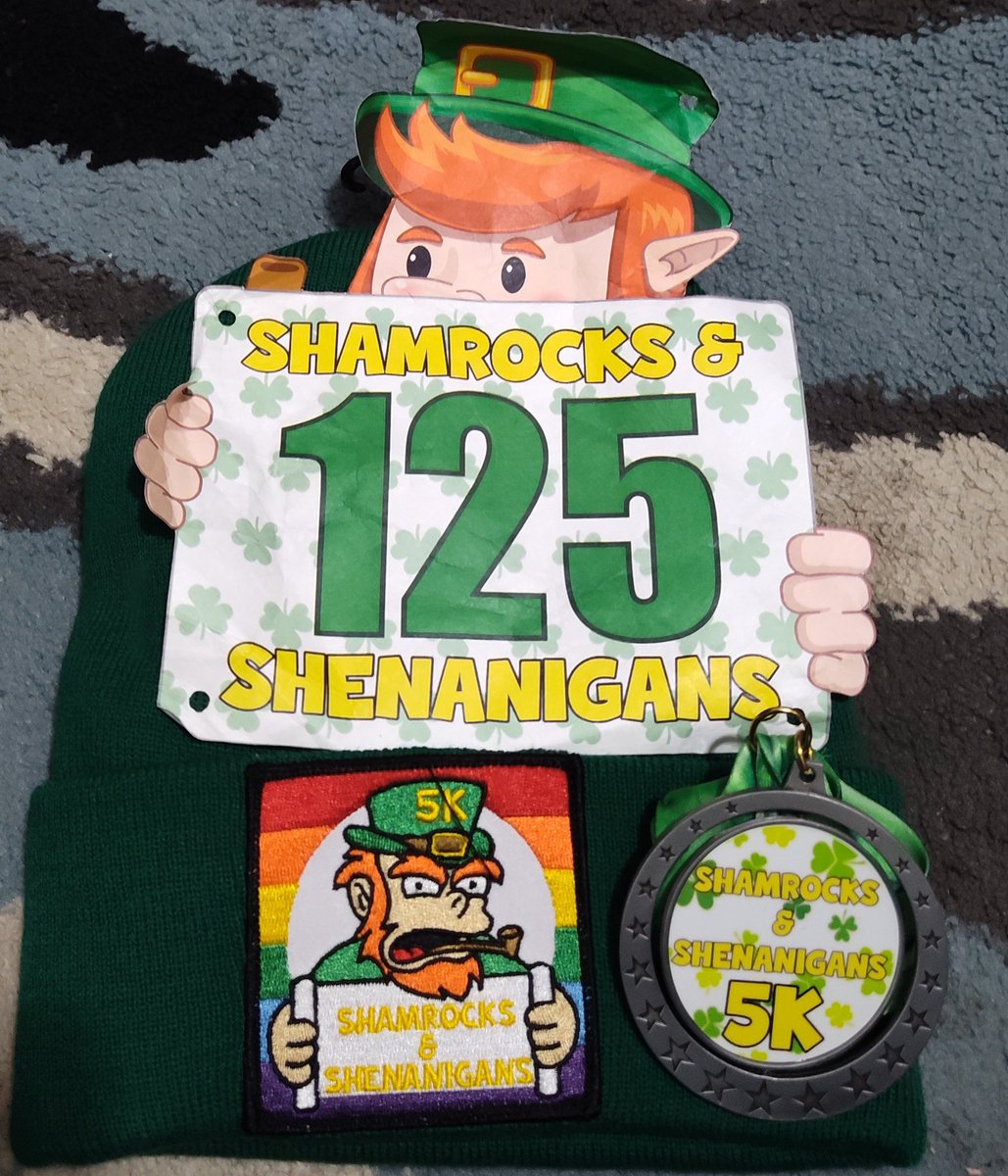 bushwickrunner's tweet photo. #medalmonday 5 for the year. When your team colors are green and white it is very easy to dress up for a St. Patrick 5k race. #shamocksandshenanigans #runningcommunity #queensrunners #zensahambassador #withoutlimitz https://t.co/9YN3cdfwW9