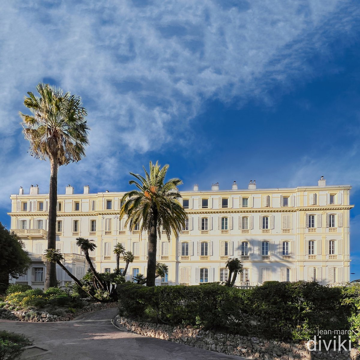 Le charme des palais cannois ! ✨

#cannes #3gimmo #CotedAzurFrance