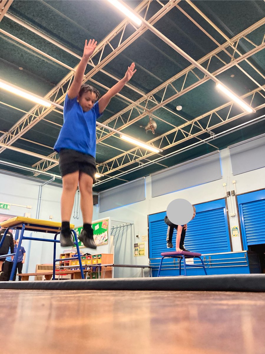 latimerprimary's tweet image. Wow!Our #LatimerPE lesson today was based around using flight from hands to travel over apparatus. #ClassVC did a great job, had fun and were working safely with others around. #ActiveLatimer