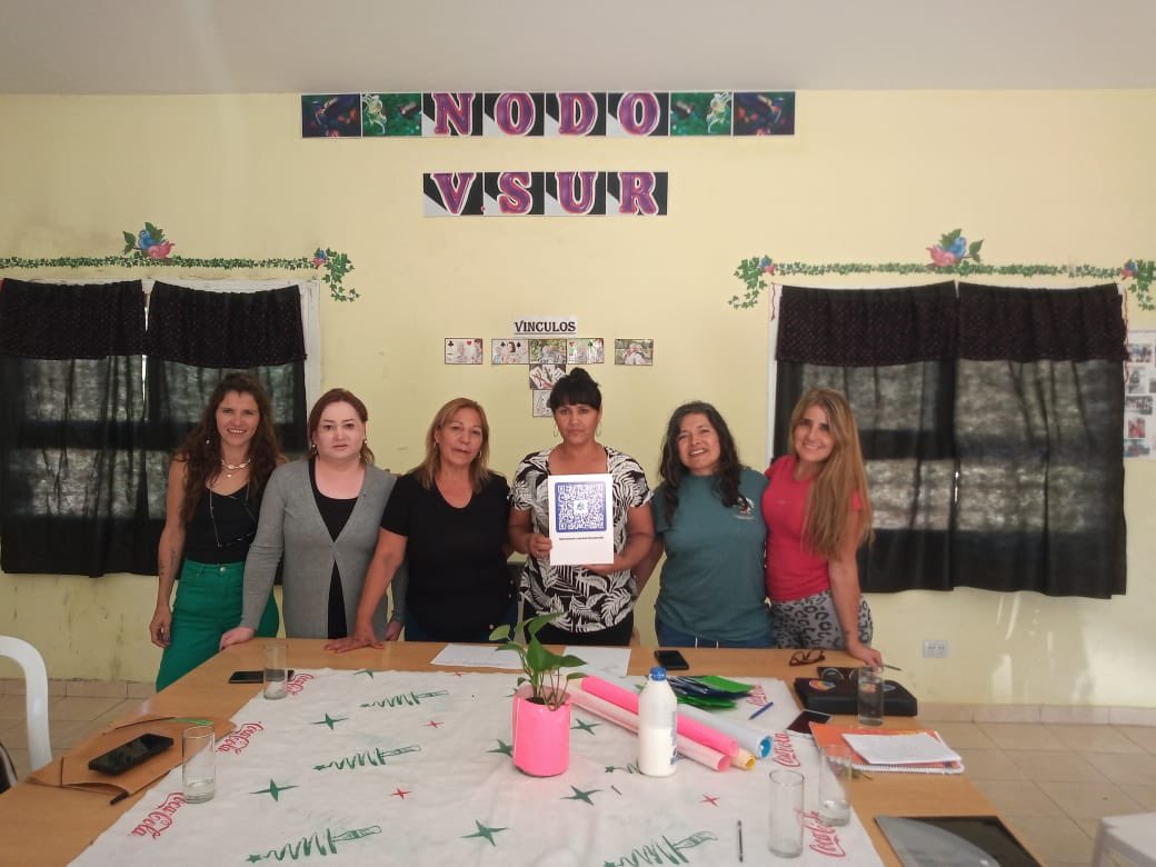 GiovanettL's tweet image. ☘️ Nuevos Talleres Municipales de #Costura #Arte y #Locucion en las Sociedades Vecinales de la #CiudadDeNeuquen ☘️
@DDHH_RI_CI @munineuquen @MarianoGaidoOk