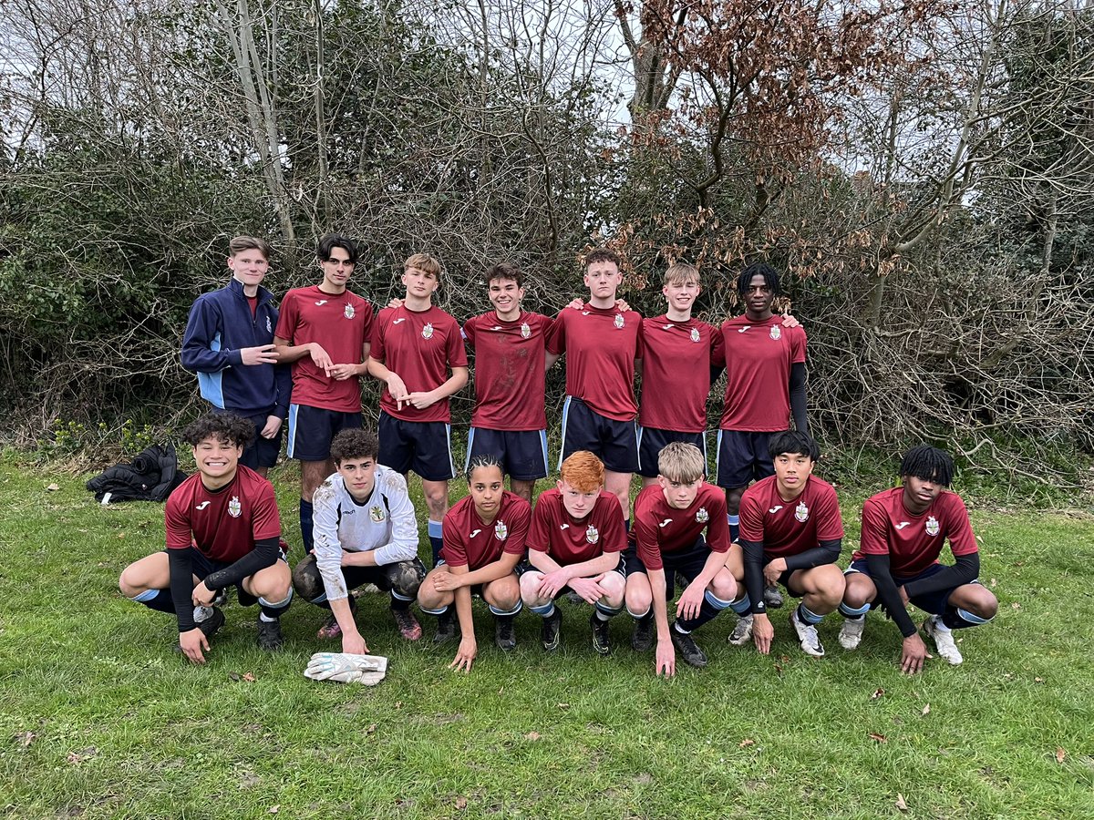 Year 11 move into the District Cup Quarter Final thanks to a 5-0 away victory this evening Kyle ⚽️ Danny ⚽️ ⚽️ ⚽️ ⚽️ Elsewhere U16 girls clinch a 5-3 victory to progress, however Y7B drop out at the semi final stage.