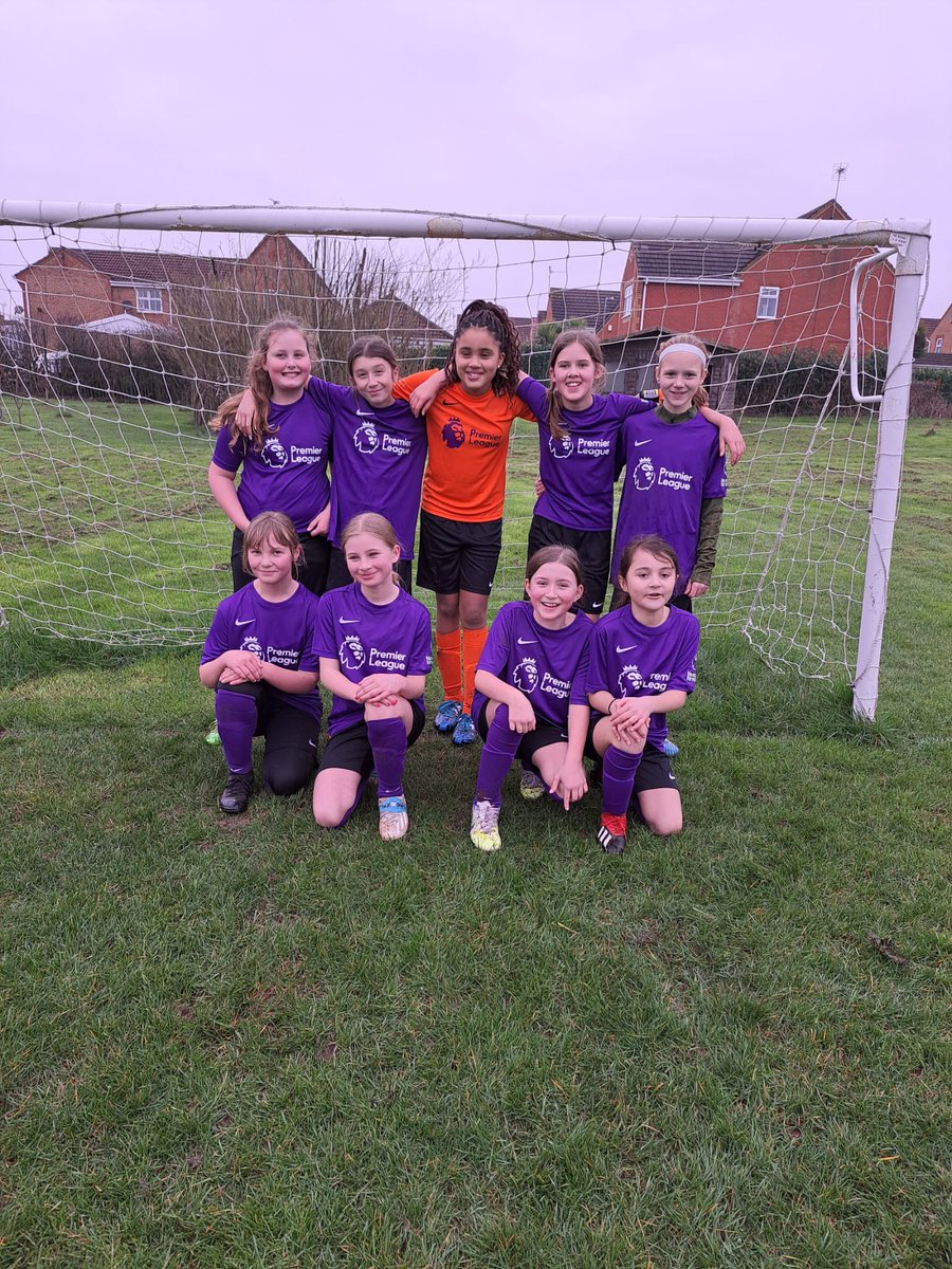 pvacademies's tweet image. The girls remain on fire 🔥 They played Dalestorth tonight and won 12-0.  Go girls! We are so proud of you all. 
#teampinxton #girlsfootball #thisgirlcan