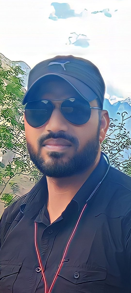 तनाव से केवल समस्याएं जन्म ले सकती हैं,
समाधान खोजना है तो मुस्कुराना ही पड़ेगा।
