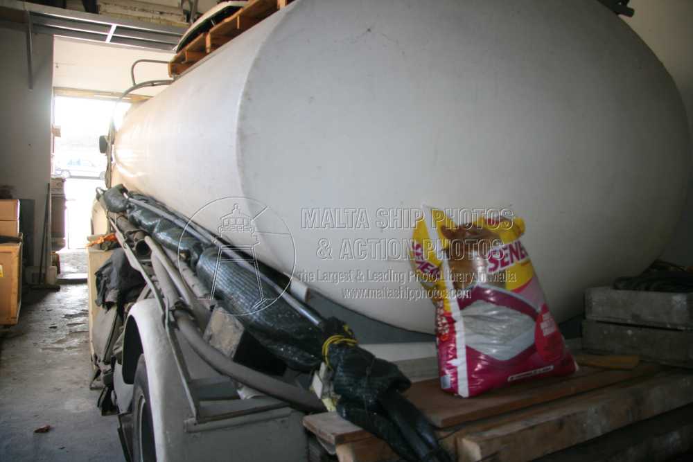 Shipguru's tweet photo. #Bedford_RL #refueler #truck #stored at #Luqa, #Malta - 17.12.2009 - https://t.co/nfgboxc3g3 - NO PHOTOS can be used or manipulated without our permission https://t.co/ctknWm7b3P