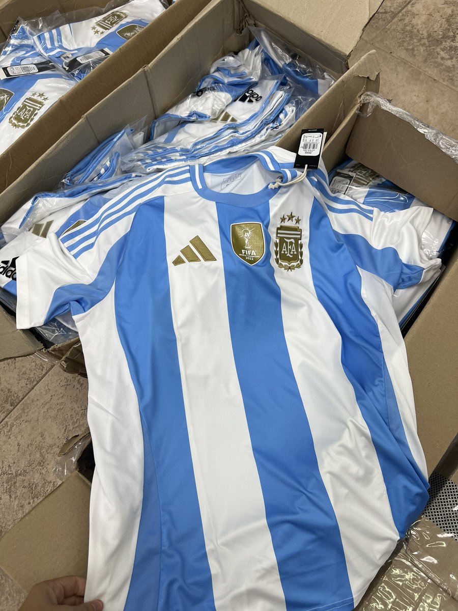 Facupiazza's tweet photo. @marto_m3 @Argentina @GervaArnesis @hinchasargenti1 https://t.co/aSsXEuUUzj