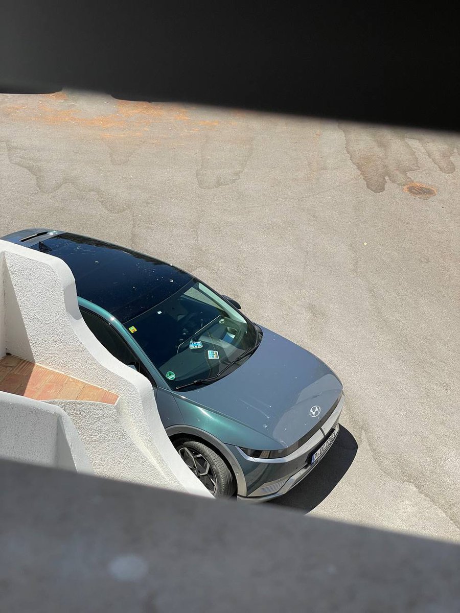 Im happy to announce that <a href="/electricfelix/">Felix Hamer • electricfelix</a> and I will take part in the #CzechNewEnergiesRallye this weekend!
We will attend with my beloved <a href="/HyundaiEurope/">Hyundai Europe</a> #IONIQ5!
More about the Rallye cner.cz