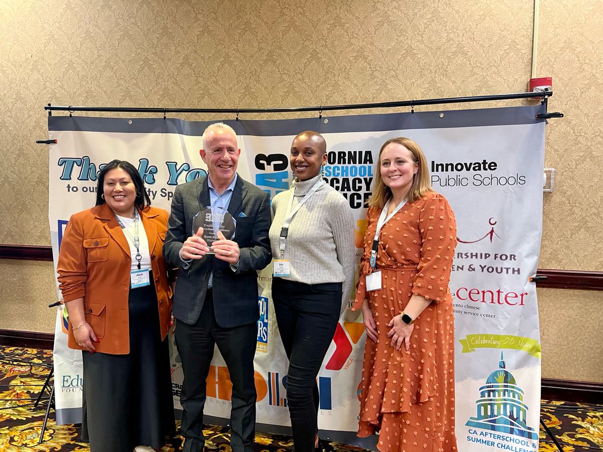 Honored to receive the Trailblazer for Afterschool Excellence Award from @SaveAfterschlCa at the 20th annual California Afterschool & Summer Challenge. Thank you for recognizing the importance of afterschool programs and youth mental health.