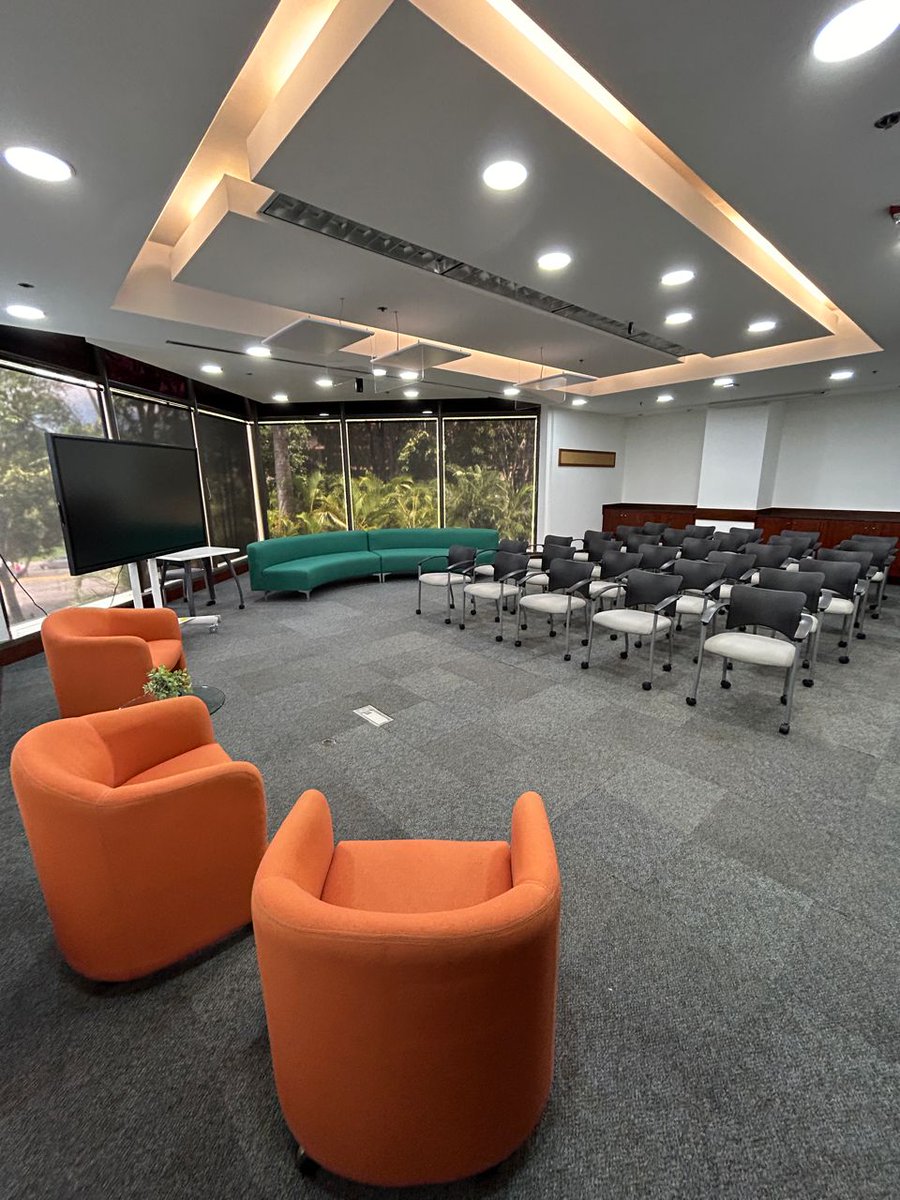 Wave_TechHub's tweet photo. Nuestra sala G-Force puede transformarse para satisfacer tus necesidades y superar las expectativas. 🙌

Con un aforo de 20 personas, pantallas táctiles y la mejor tecnología 🚀

#WaveTechHub #Salas #Tech https://t.co/Vh0TcYTyht