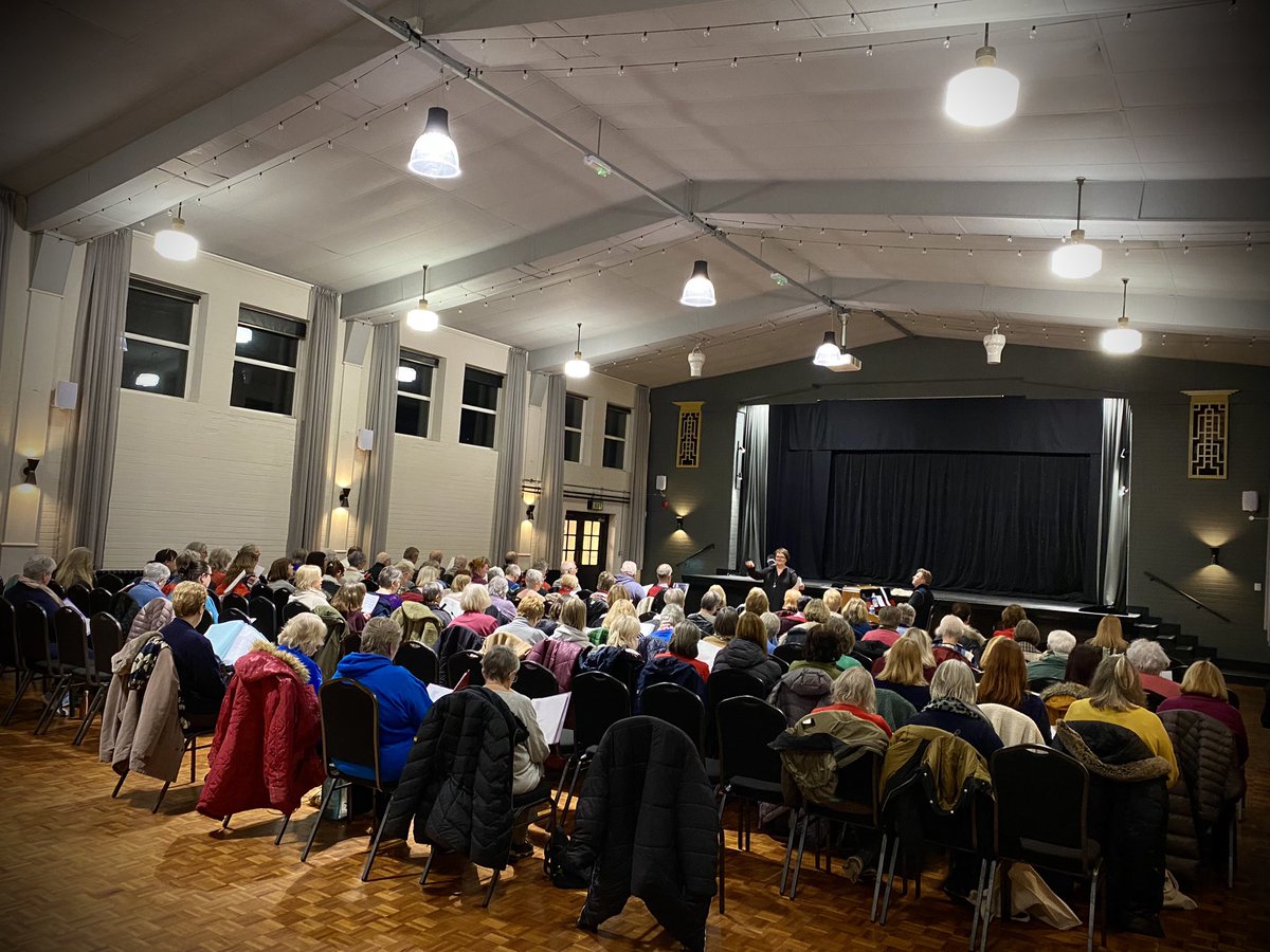 Linskill Choir (@linskillchoir) on Twitter photo Tonight’s rehearsals well underway
🎶♥️🖤🎹🎹🎹 🖤♥️🎶 #choir #choirs #singingforall #communitysinging #northshields #northtyneside #livemusic #lovesinging <a href="/LinskillCentre/">Linskill Centre</a> Tonight’s rehearsals well underway
🎶♥️🖤🎹🎹🎹 🖤♥️🎶 #choir #choirs #singingforall #communitysinging #northshields #northtyneside #livemusic #lovesinging <a href="/LinskillCentre/">Linskill Centre</a>