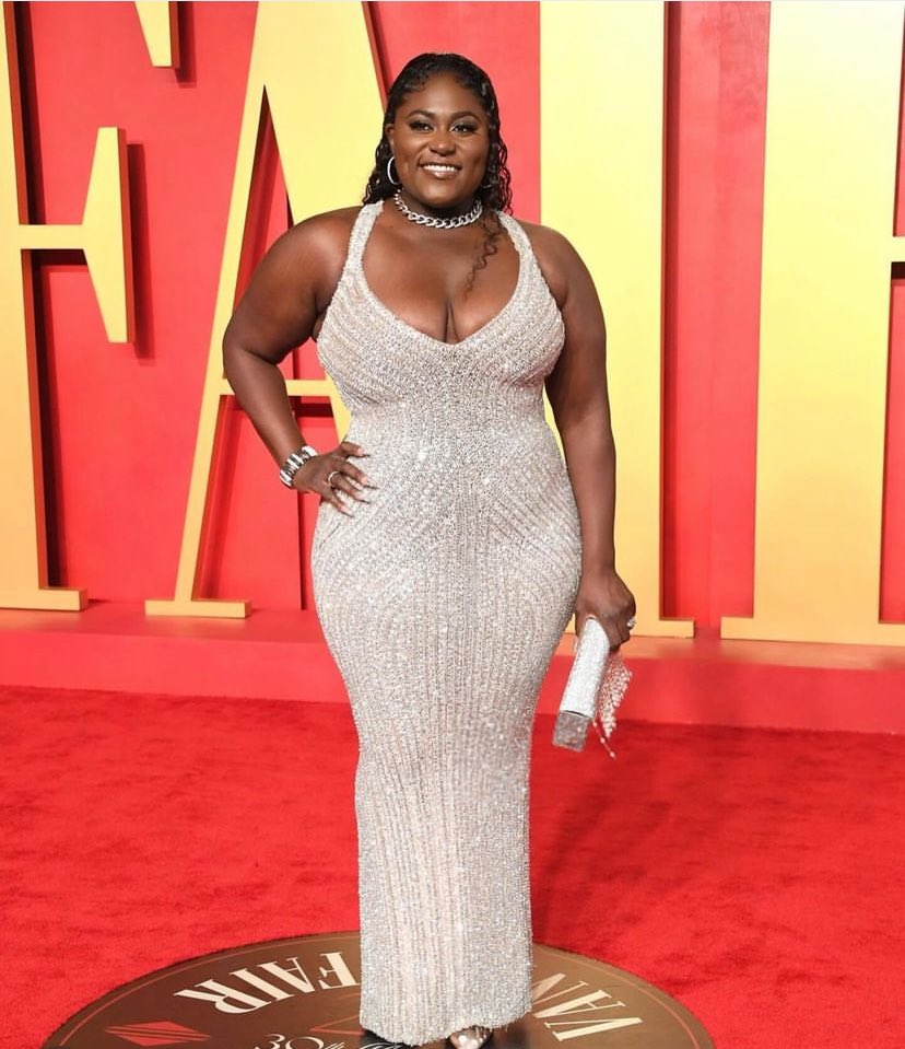 DANIELLE BROOKS - Página 5 GIac0HaWIAAPZ8B?format=jpg&name=medium