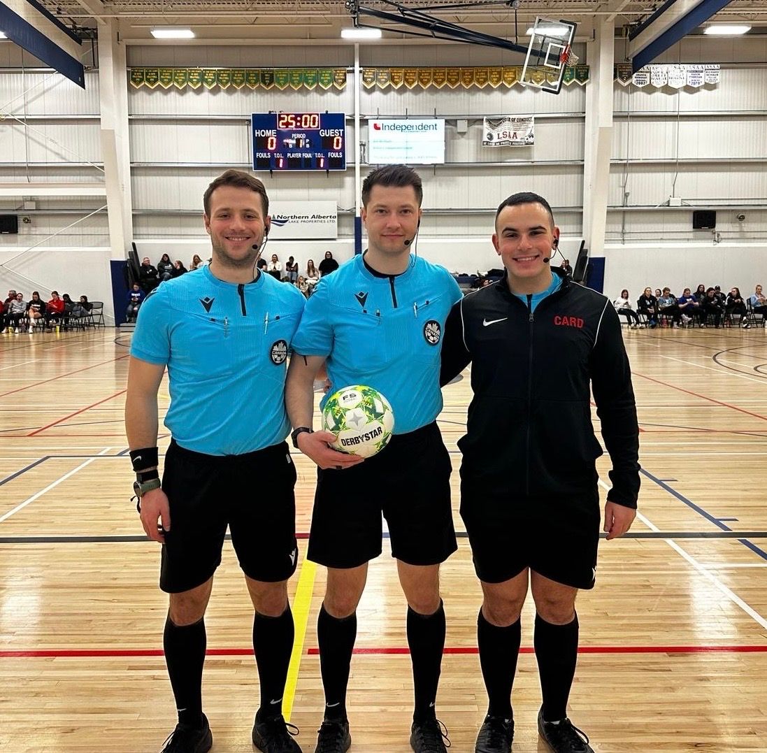 👏 Congratulations to our officials who were involved in the @acac_sport Futsal Provincial Championships this past weekend. Well done everyone!

#referee #calgarysoccer