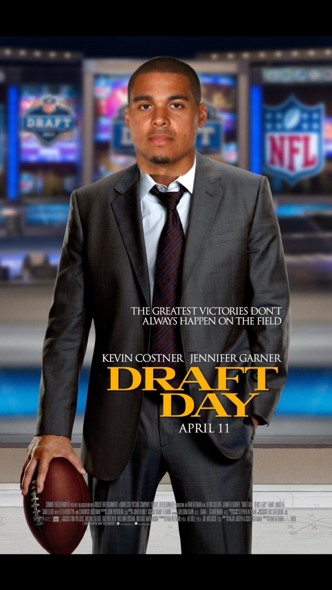kylerm34's tweet photo. @Chicago_NFL https://t.co/ylB5iLohr3