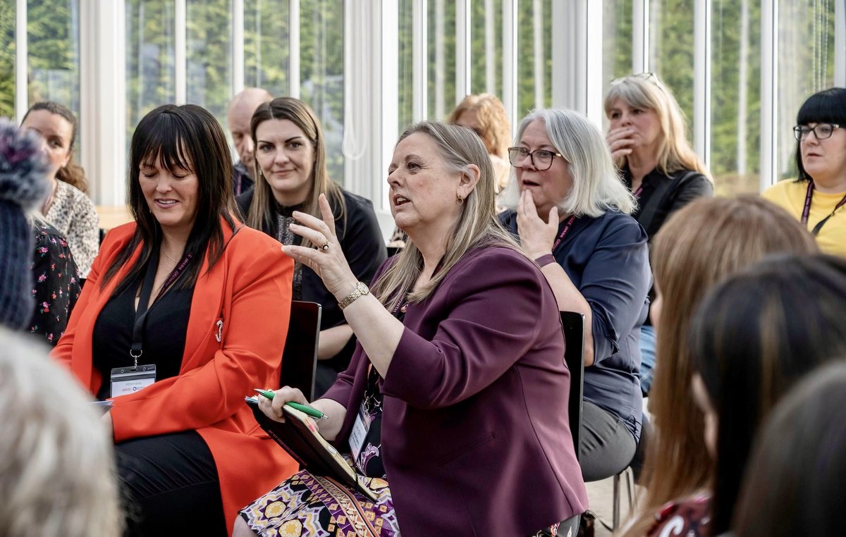 It's me on International Women’s Day at the @Pinklinkladies conference at Leighton Hall @lancashire
I'm at the back on the 2nd pic. 
#networking #freelancewriter #freelancephotographer #womenempoweringwomen #womeninbusiness #documentaryphotographer
