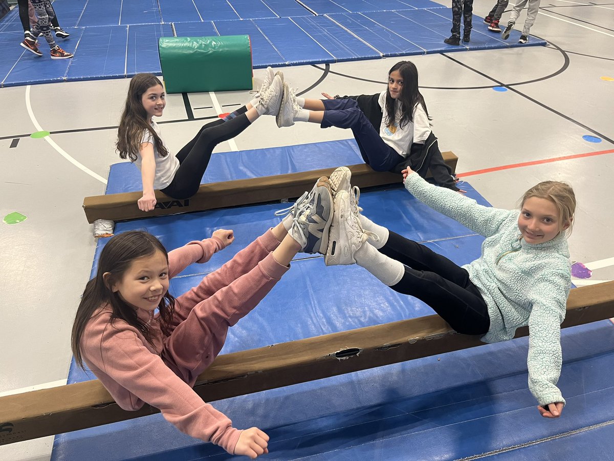 My abs hurt just looking at this picture! 4th grade girls showing off that core strength!! <a href="/KrisAdamsApples/">Mrs. Adams</a>