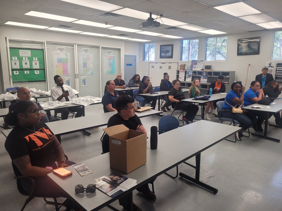 Reaching out to our community and providing intervention programs through our CGIC is truly rewarding. Making a positive impact in the lives of others is what drives us to continue our efforts every day. #walkingonestop #unmahfuturesintertational  <a href="/MiamiPD/">Miami PD</a> <a href="/jrodriguezMPD/">Major J Rodriguez</a>