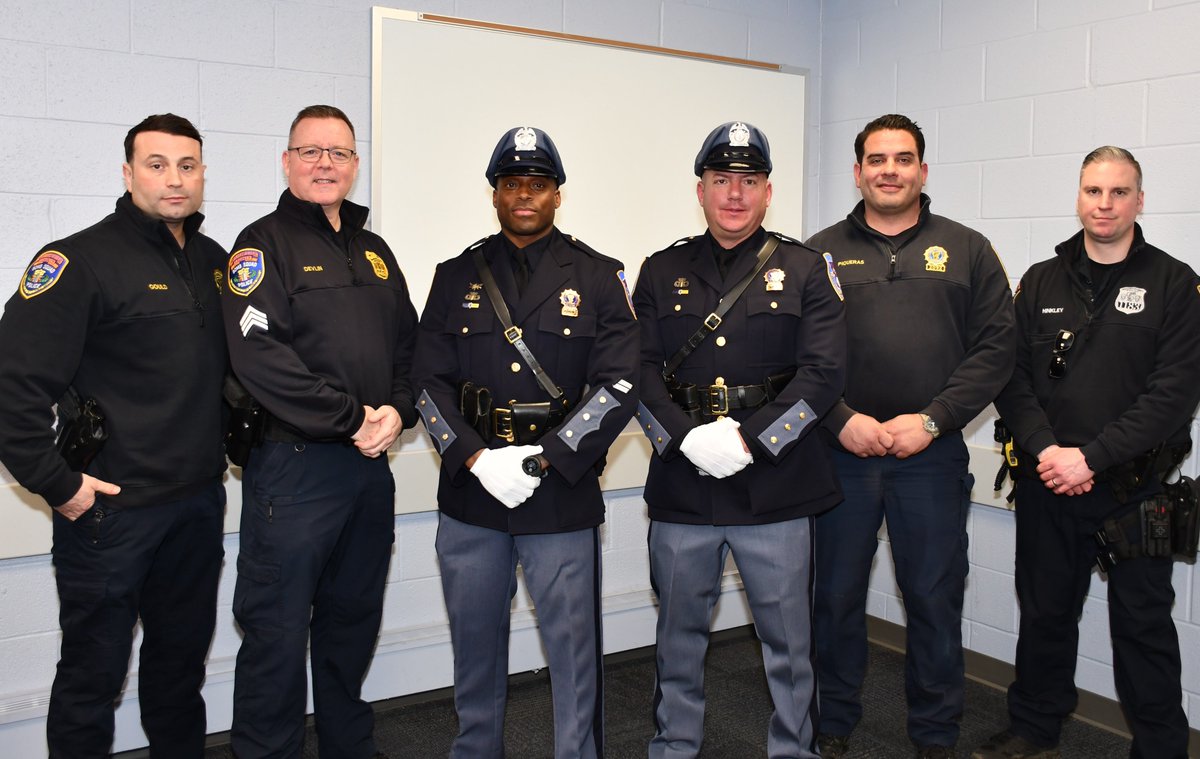 Two members of the Hazardous Devices Unit were formally designated as detectives today at a ceremony at the Police Academy. Congratulations to Detectives Jason Payne and David Lincoln (center) on their significant accomplishment!