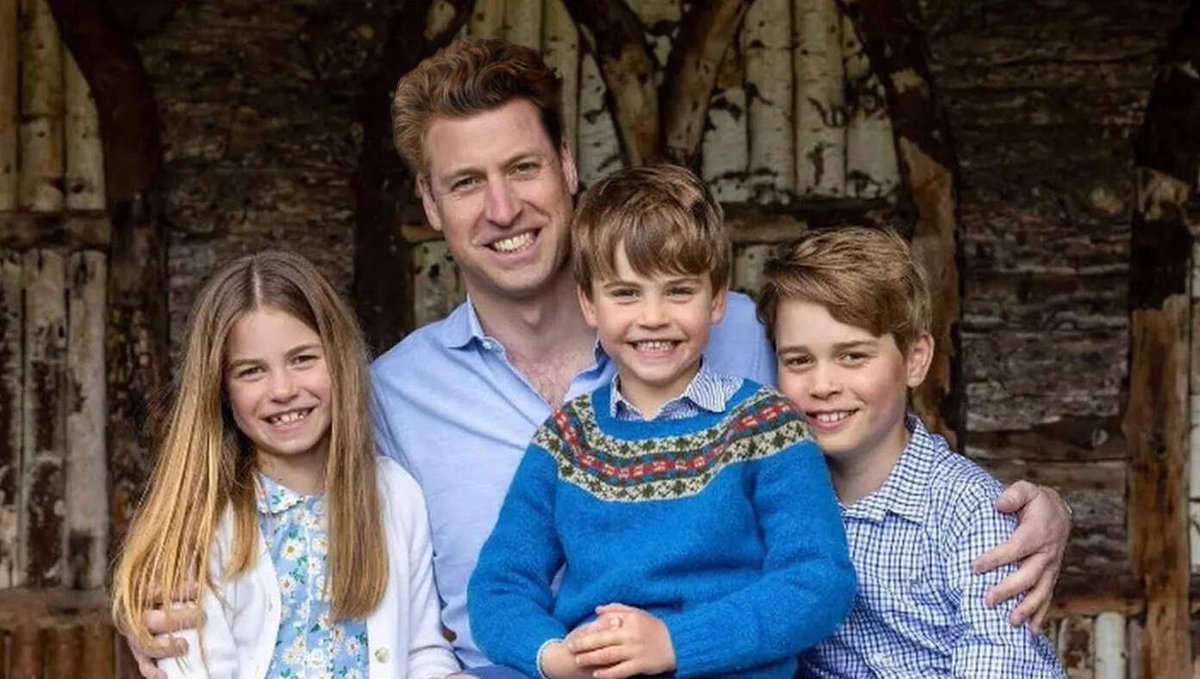 Prince William Insists Royal Family Photo Untouched buff.ly/3v6d6Eu