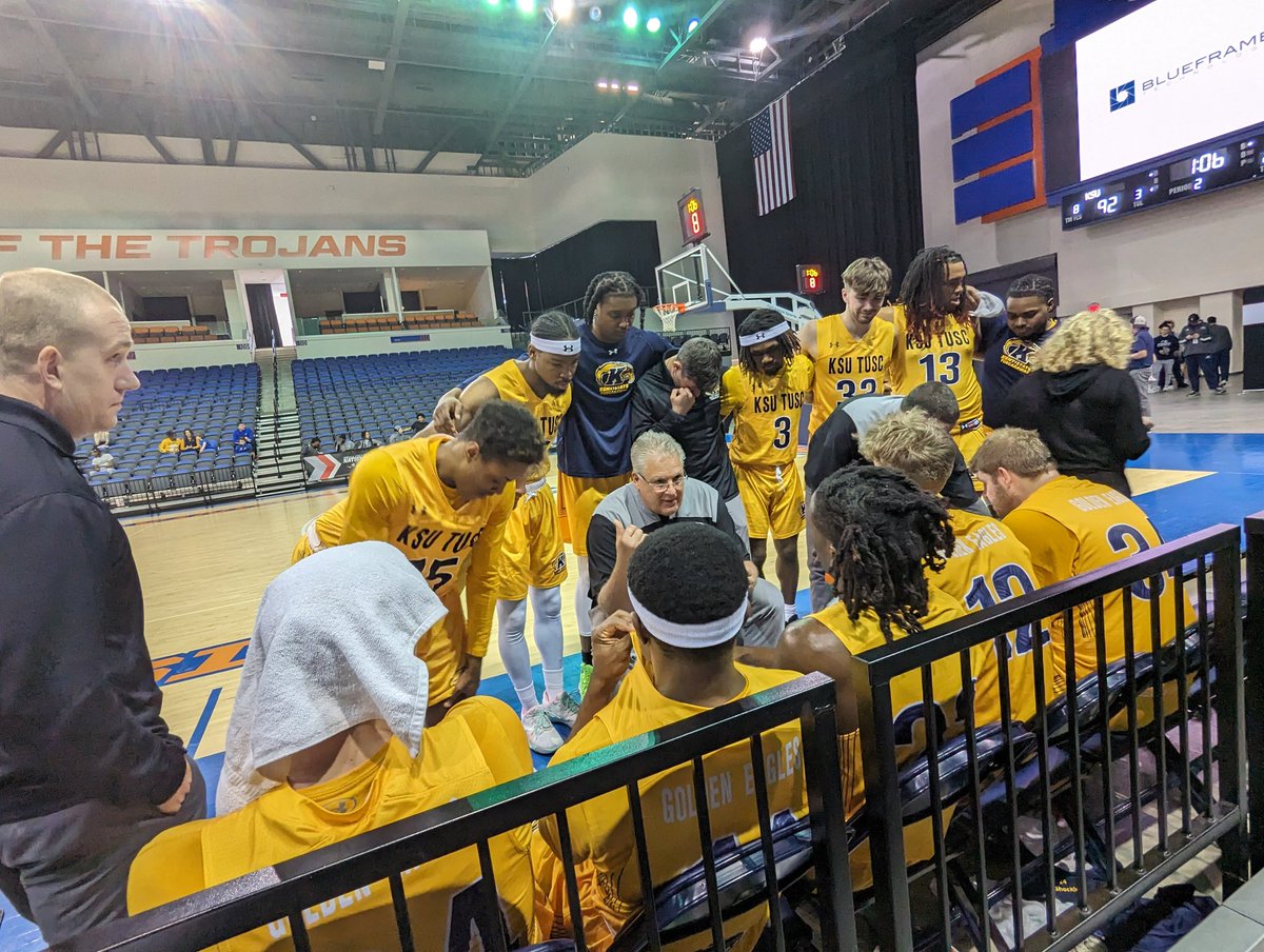 TobinMathias's tweet photo. @AthleticsEagles Great team effort. Take a team to win at all levels. #flyhigh! https://t.co/Uet7c6rOA6